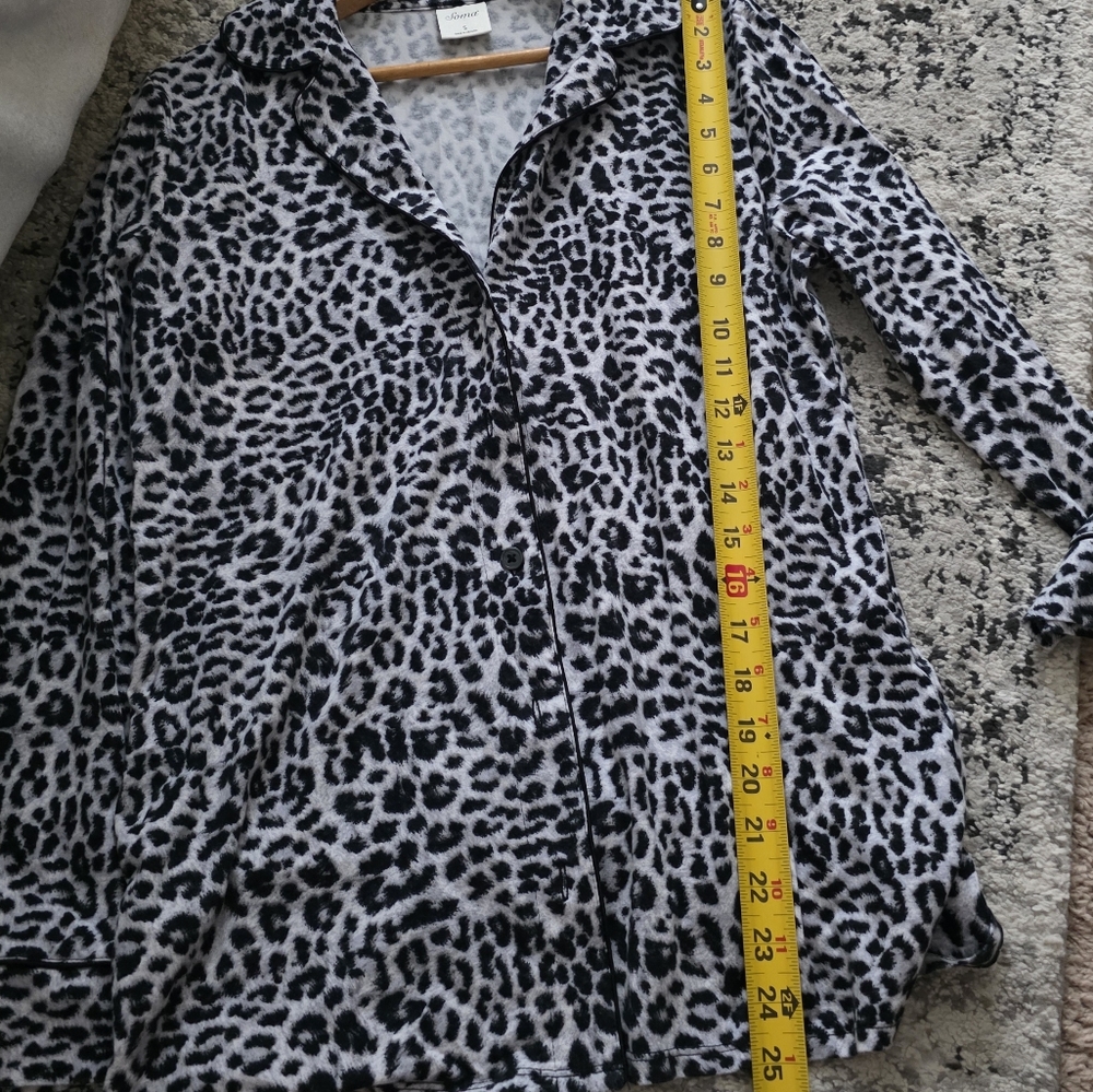 Soma Leopard Print Longsleeve Sleep Shirt Women S Black White Gray - Picture 6 of 7